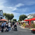 Exclusive Fewo In Warnemuende, 150M To The Beach, 2 Bathrooms, 2 Bedrooms, Sauna, Wifi And Much More.