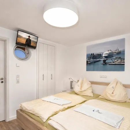 Apartment Cruiseline Lounge *