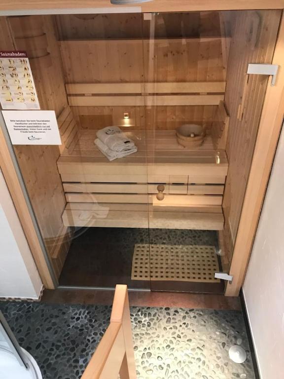 Beachside Haven: Exclusive Warnemünde With Sauna Apartment